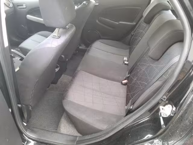 2011 Mazda MAZDA2 - JM1DE1HY9B0125357 - Image #8