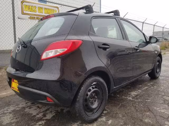 2011 Mazda MAZDA2 - JM1DE1HY9B0125357 - Image #4